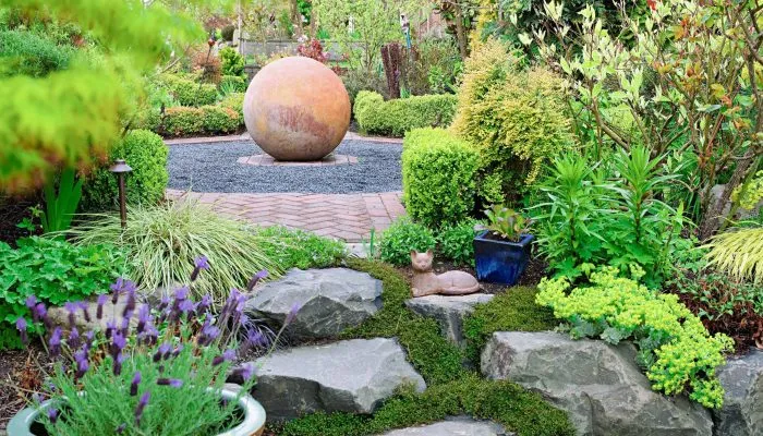 garden-groundcovers-0G1B7yYwqBx9ZQVJaissuo-e7d4b7a3efe4413aa9a032410b9144a6